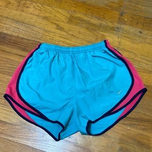 Womens Nike Tempo Shorts Medium